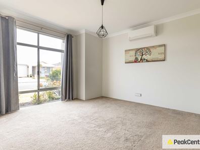 14 Narloo Way, Golden Bay WA 6174