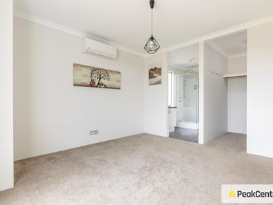 14 Narloo Way, Golden Bay WA 6174