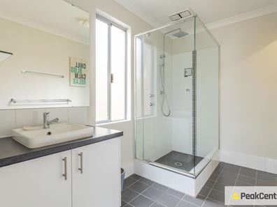 14 Narloo Way, Golden Bay WA 6174