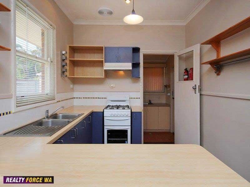 16 Ilumba Way, Nollamara WA 6061