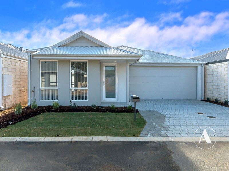 67 Lovett Drive, Forrestfield WA 6058