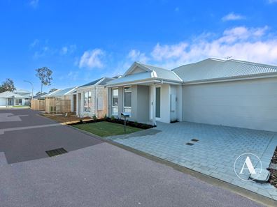 67 Lovett Drive, Forrestfield WA 6058