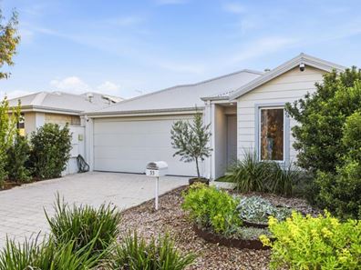 33 Berryana Loop, Girrawheen WA 6064