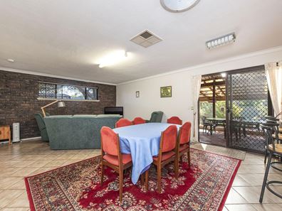 17 Sycamore Close, Rockingham WA 6168