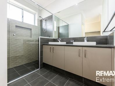 26 McGiffen Avenue, Alkimos WA 6038