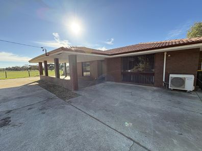 451 Padbury Avenue, Millendon WA 6056