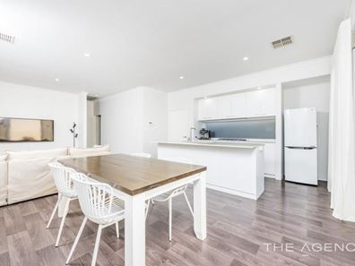 53 Reflection Boulevard, Jindalee WA 6036