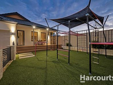 32 Castroreale Boulevard, Sinagra WA 6065