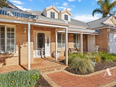 11 Thyme Close, Thornlie WA 6108