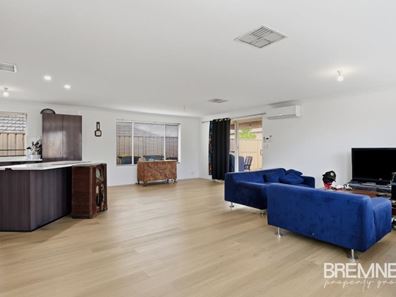 2 Tain Way, Bertram WA 6167