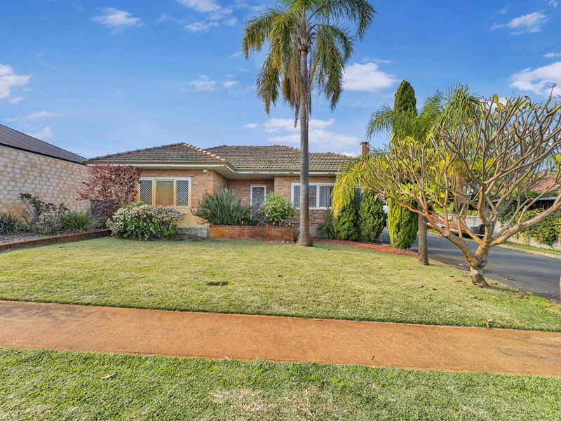 63 Lyall St, Redcliffe