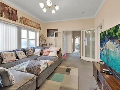 63 Lyall St, Redcliffe WA 6104