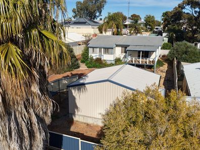2 Smith Grove, Northam WA 6401