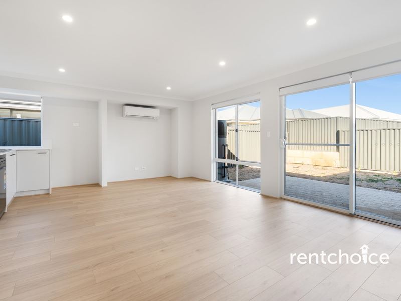 107 Ocean Parade, Madora Bay WA 6210