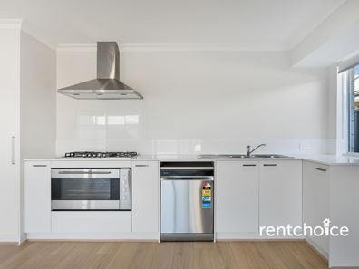 107 Ocean Parade, Madora Bay WA 6210