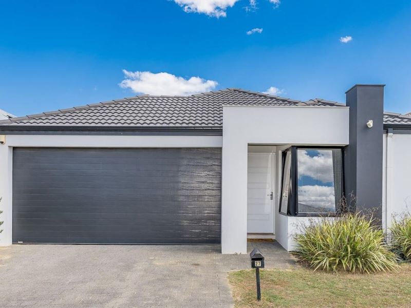 27 Goodalli Street, Jindalee WA 6036