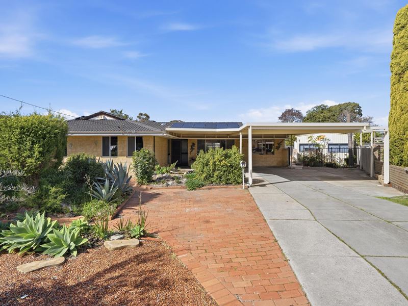 4 Glencoe Place, Lynwood WA 6147