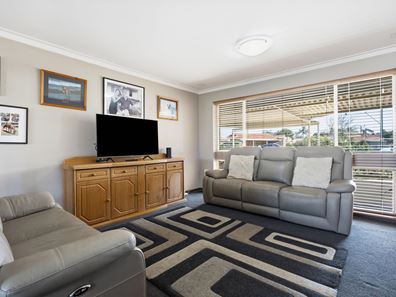 4 Glencoe Place, Lynwood WA 6147
