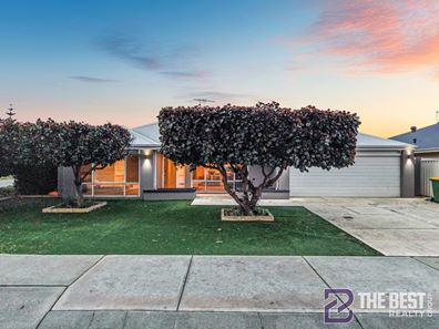 1 The Promenade, Wattle Grove WA 6107