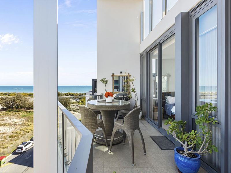 501/5 Cattalini Lane, North Fremantle WA 6159