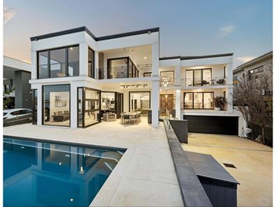 135 The Esplanade, Mount Pleasant WA 6153