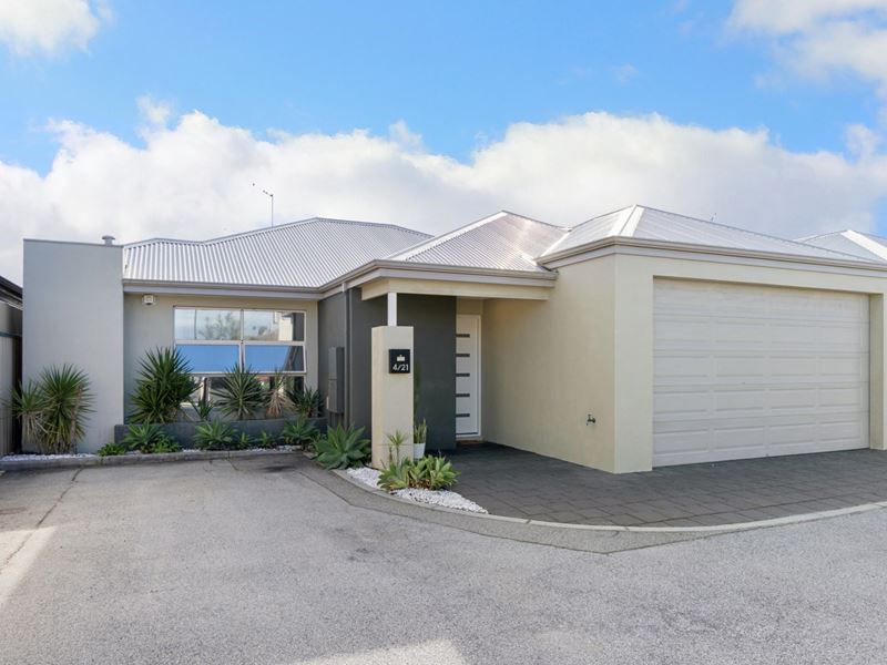 4/21 Oriole Way, Tapping WA 6065