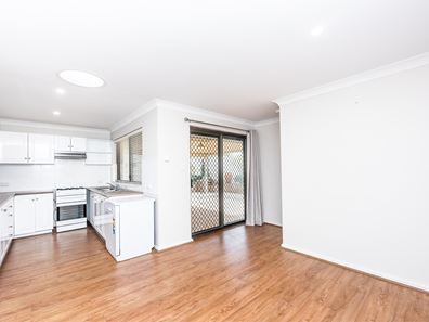 4 Beete Place, Beechboro WA 6063