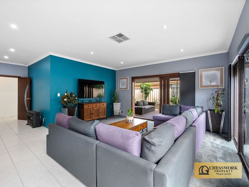 27 Whitchurch Road, Redcliffe WA 6104