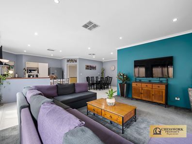 27 Whitchurch Road, Redcliffe WA 6104