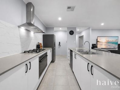 4 HUON STREET, Byford WA 6122