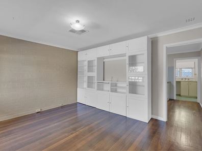 1B Clark Place, Orelia WA 6167