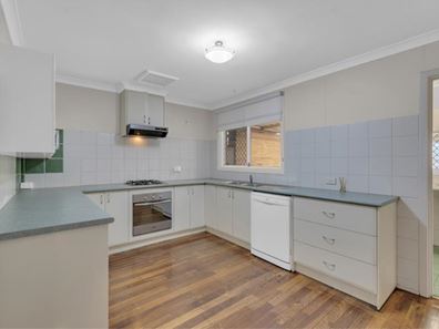 1B Clark Place, Orelia WA 6167