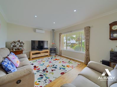 8/165 Middleton Road, Mount Clarence WA 6330