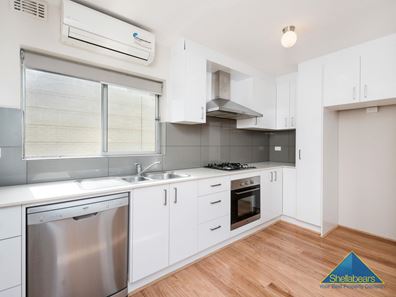 11/4 Gadsdon Street, Cottesloe WA 6011