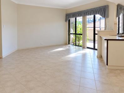 3/10 Heath Road, Kalamunda WA 6076