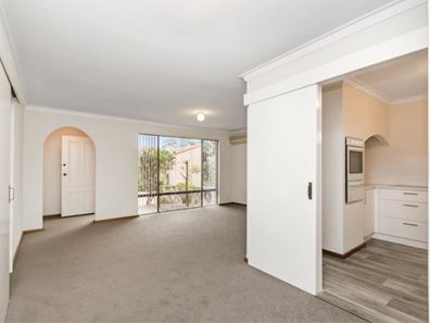 4/10 Stubbs Place, Booragoon WA 6154