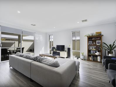 27 Fallow Way, Alkimos WA 6038