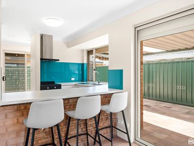6/41 Tamarind Crescent, Kelmscott WA 6111