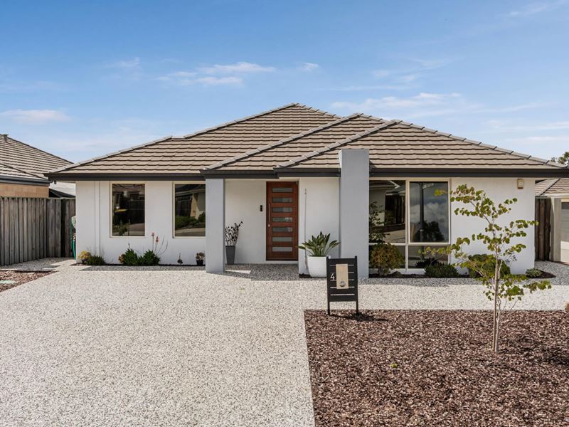 4 Cadogan Outlook, Ellenbrook