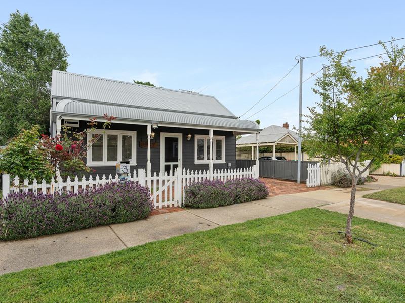 3 Holmesdale Road, Woodbridge