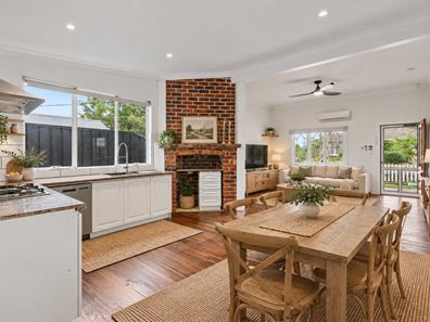 3 Holmesdale Road, Woodbridge WA 6056