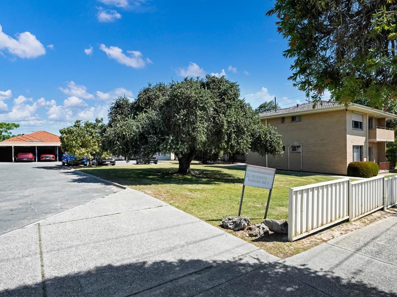2/122 Albert Street, Osborne Park WA 6017