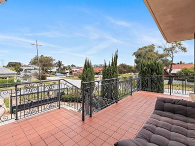 90 Holland Street, Fremantle WA 6160