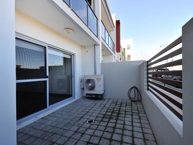 20/10 Pimlico Crescent, Wellard WA 6170