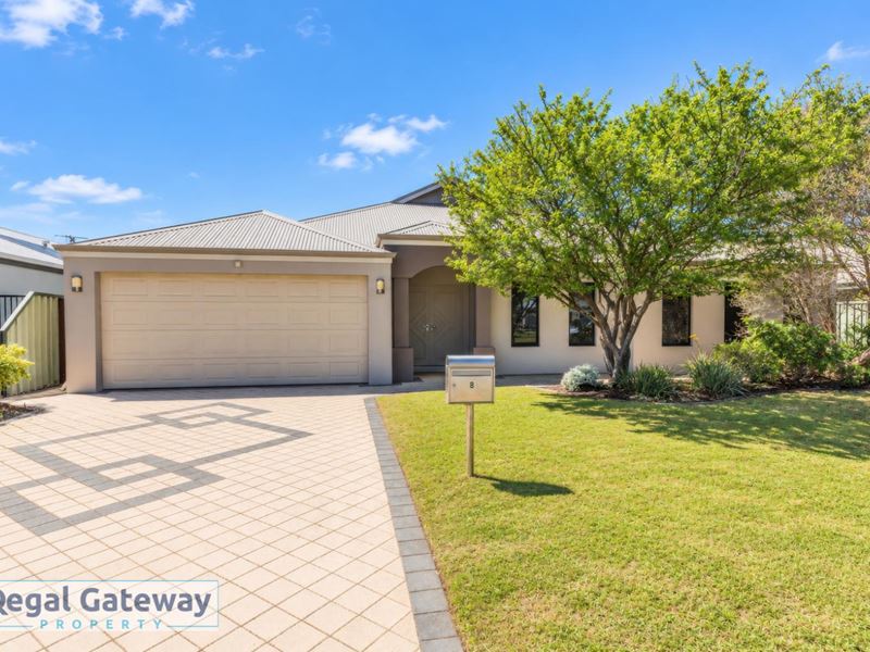 8 Conimbla Lane, Aubin Grove WA 6164