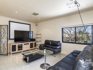 1/15 Exchange Rd, Malaga WA 6090