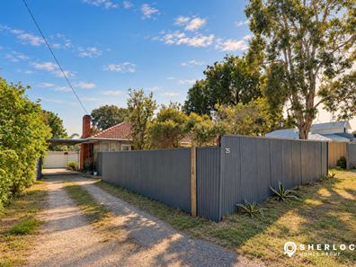 25 Caladenia Way, Koongamia WA 6056