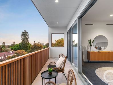 16 Orana Crescent, City Beach WA 6015
