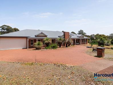 14 Country Club Avenue, Roleystone WA 6111