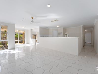 13 Portcullis Drive, Willetton WA 6155